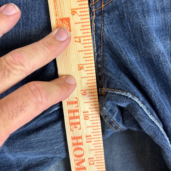 Old Navy The Flirt Women’s Mid-rise Blue Straight Leg Jeans w/distressing Sz 10 - Picture 8 of 12